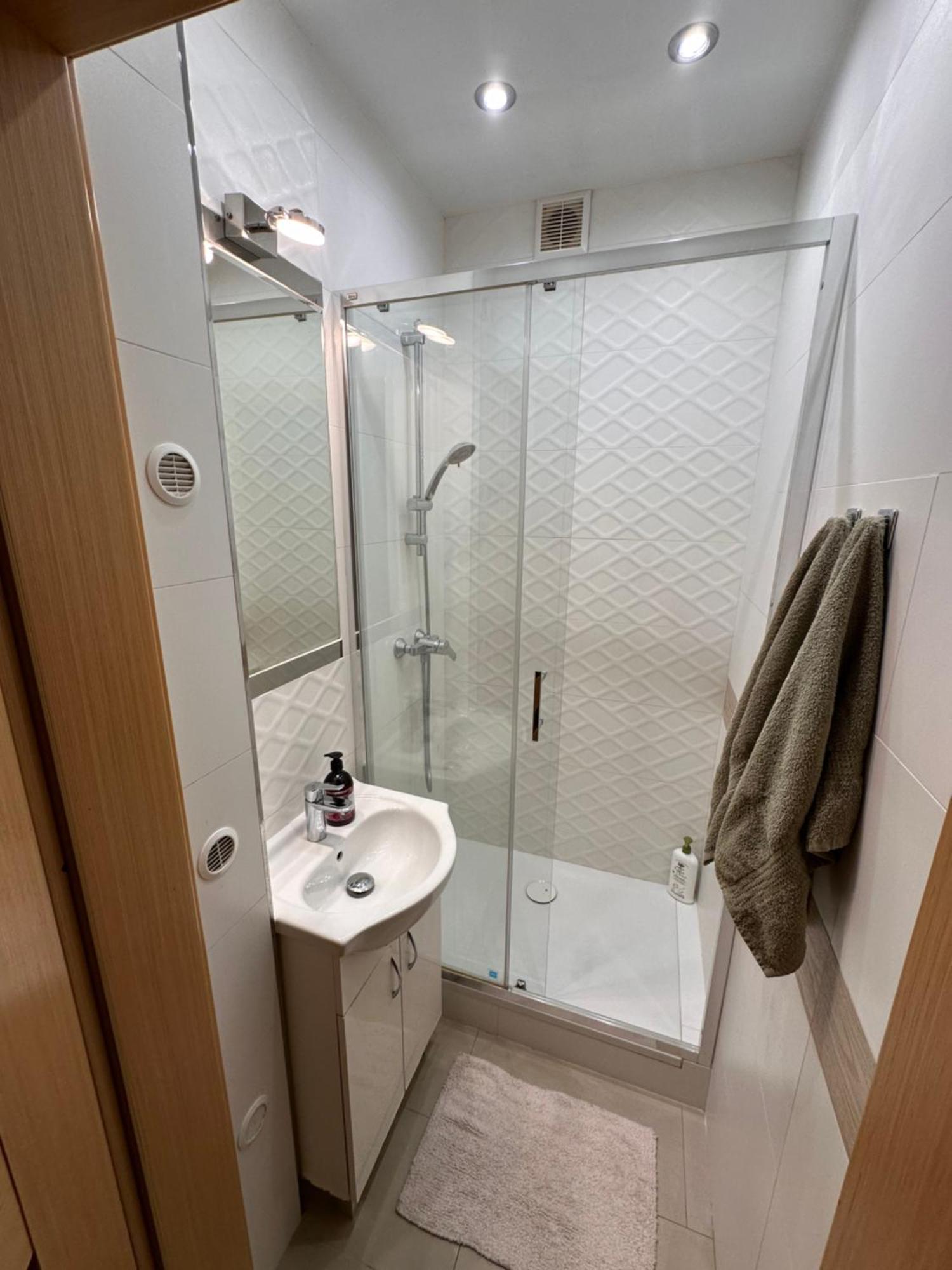 ורשה Africa Apartment מראה חיצוני תמונה