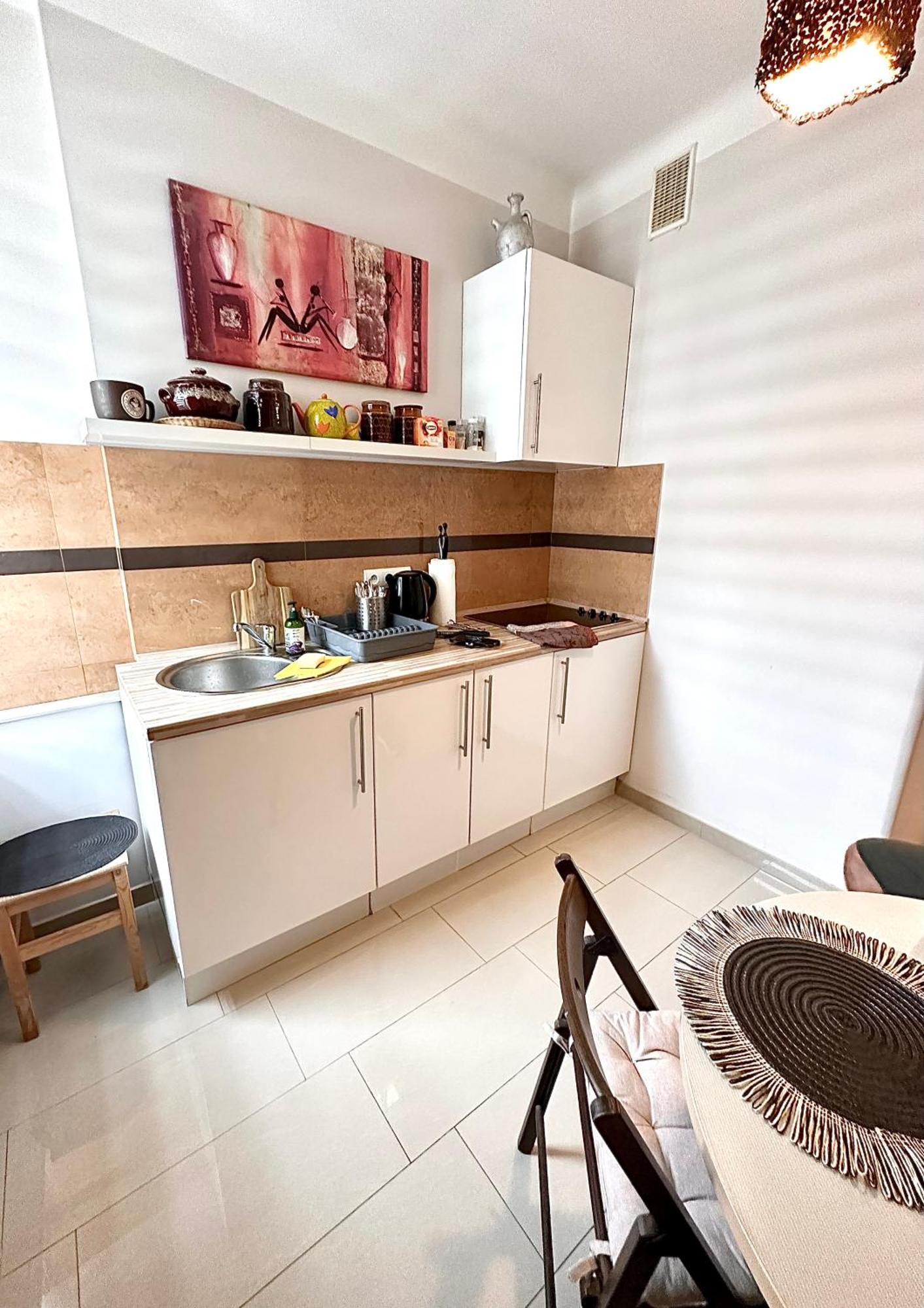 ורשה Africa Apartment מראה חיצוני תמונה